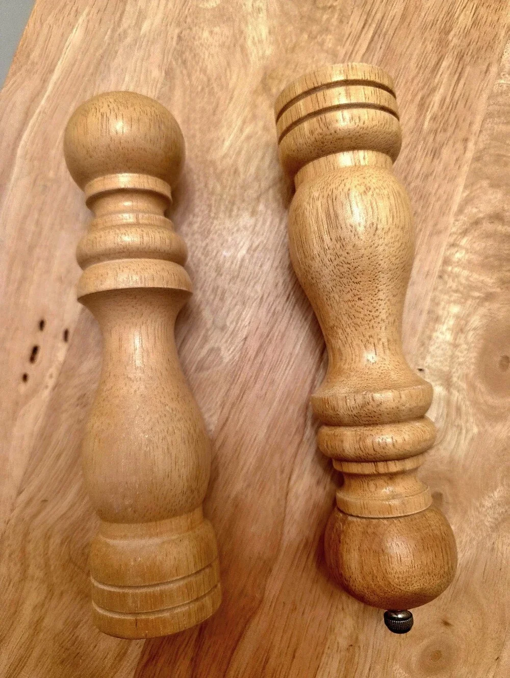 Vintage Wooden Salt And Pepper Mills Light Wood